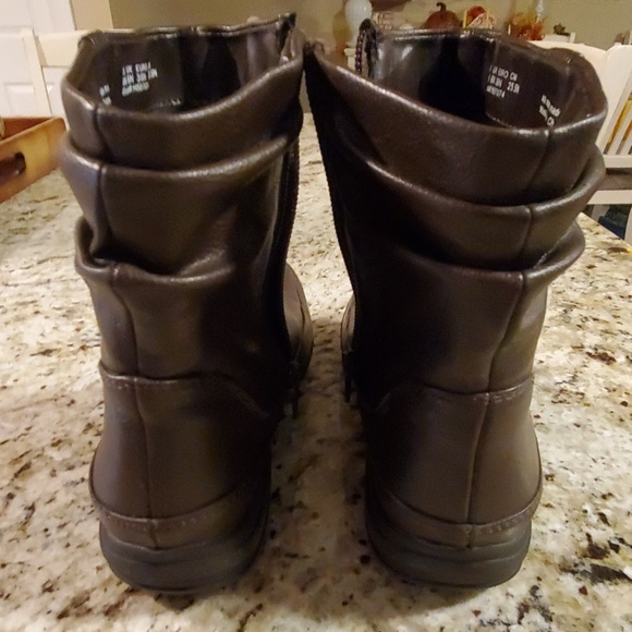 HUSH PUPPIES CHOCOLATE BOOTS SIZE 6N. LIGHT WEIGHT - Picture 4 of 8